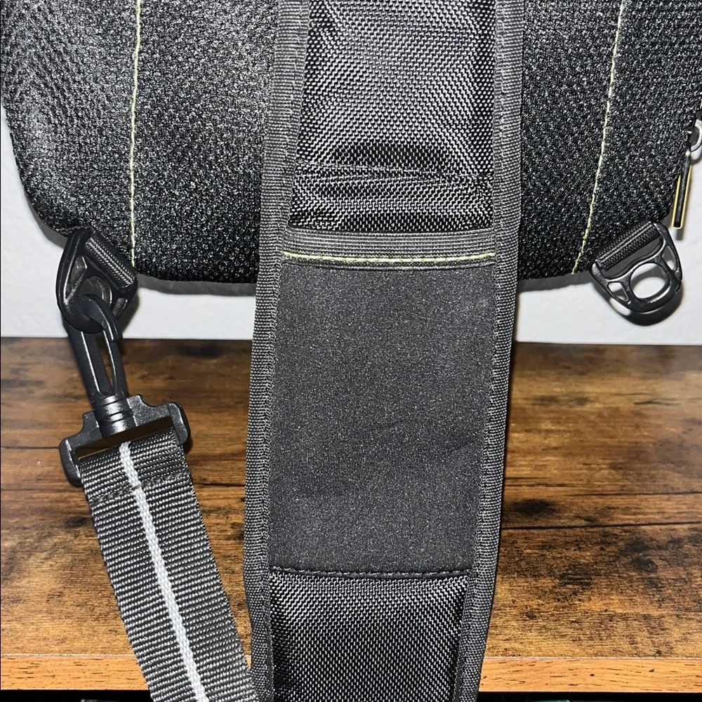 Solo Black and Gray Messenger Travel Bag- Good used condition.
